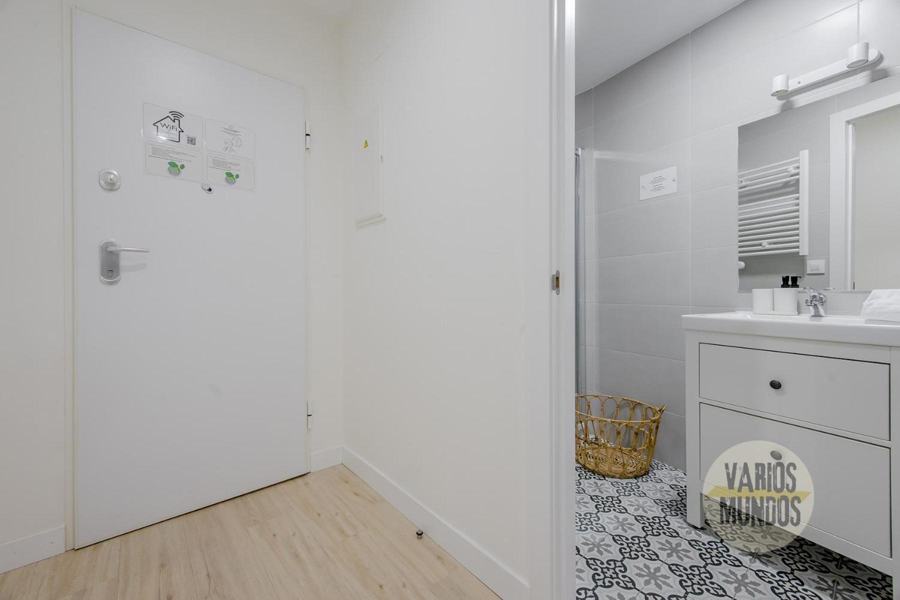 Spacious New Aparment 8pax En La Plaza De Tirso E1 Appartement Madrid