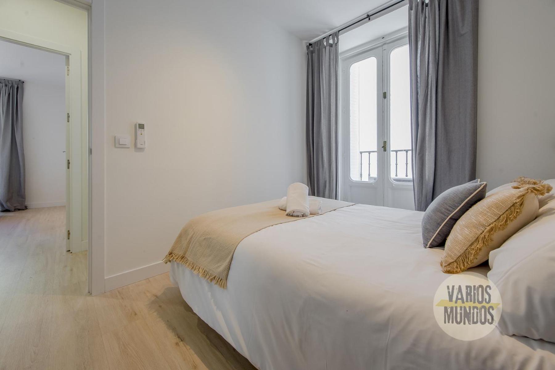 Spacious New Aparment 8pax En La Plaza De Tirso E1 Appartement *
