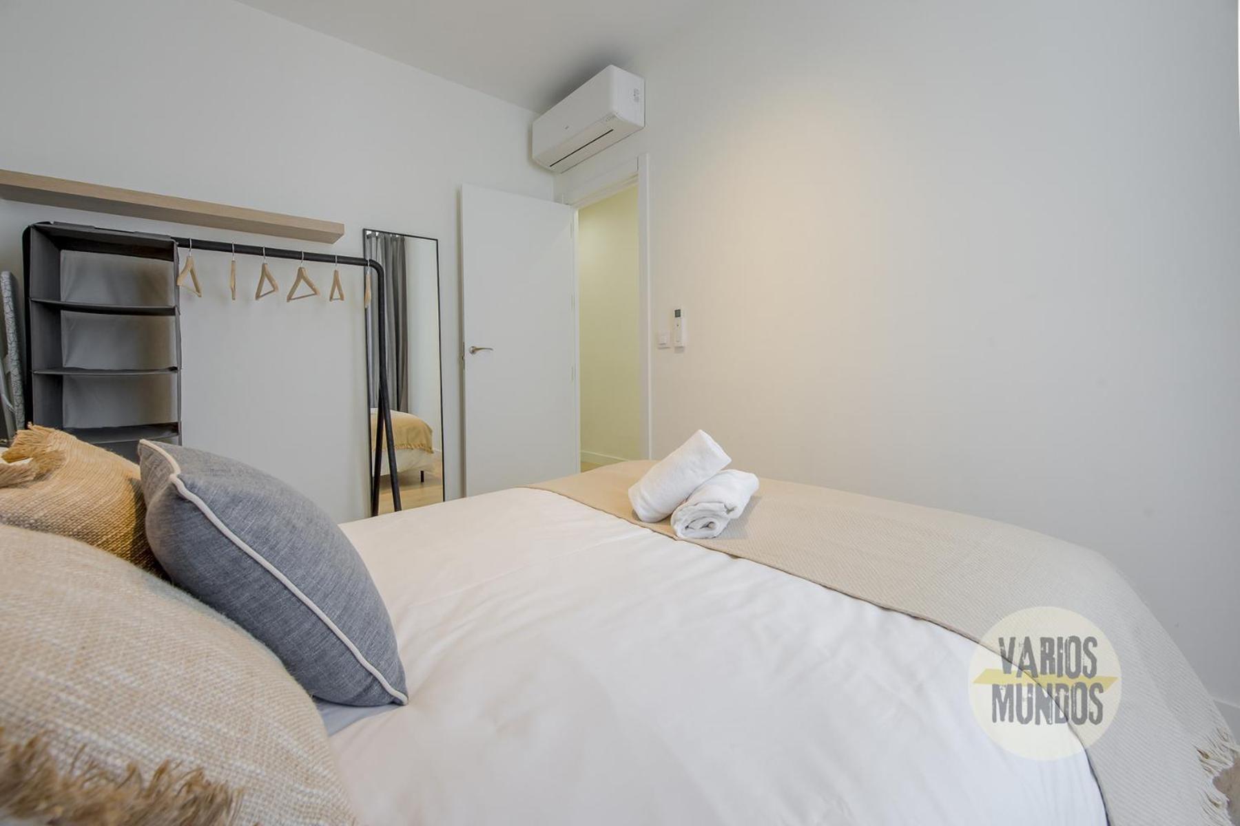 Spacious New Aparment 8pax En La Plaza De Tirso E1 Appartement *